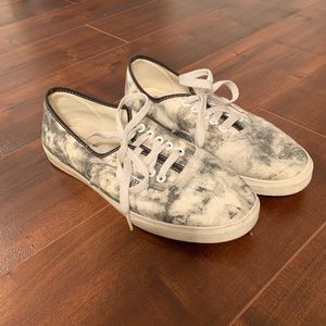 Vans sneakers women’s 9.5